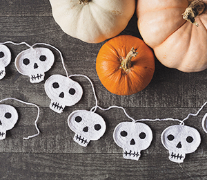 Crochet Skull Garland